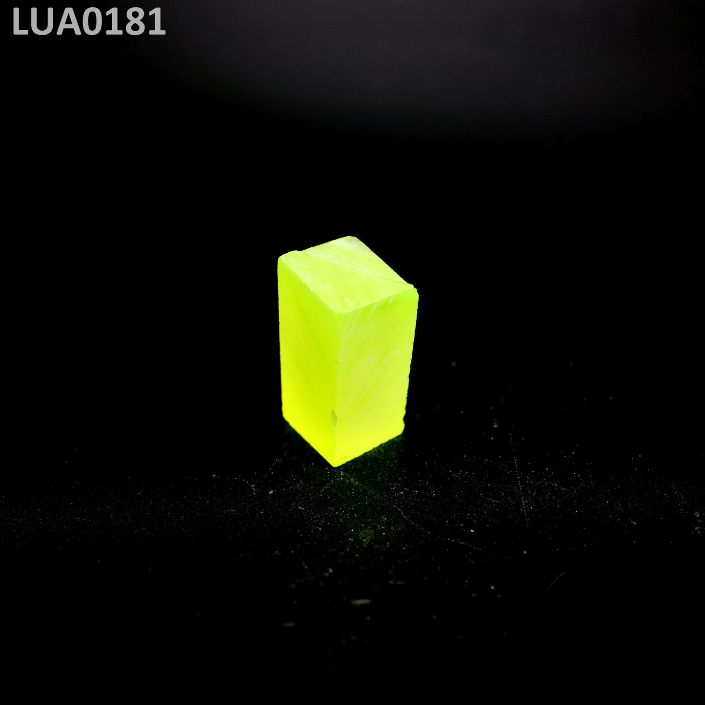 LuAG : LUA0181