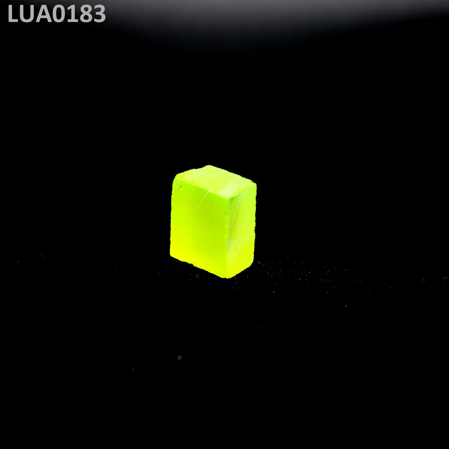 LuAG : LUA0183