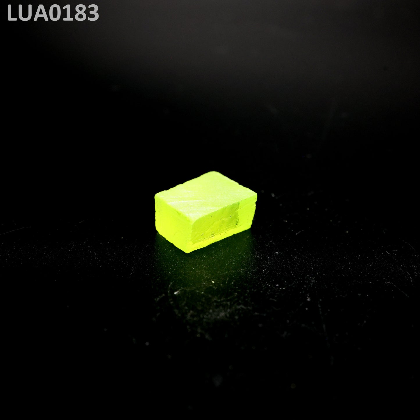 LuAG : LUA0183