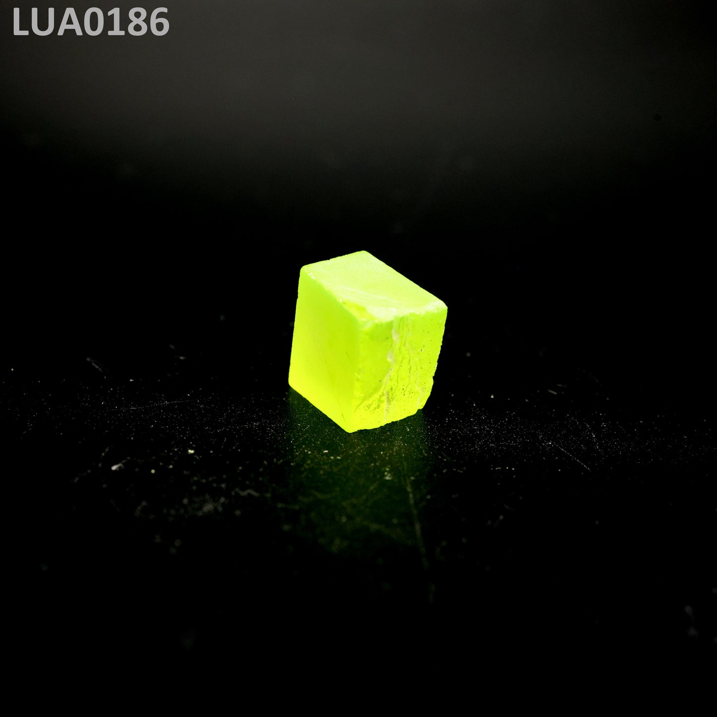 LuAG : LUA0186