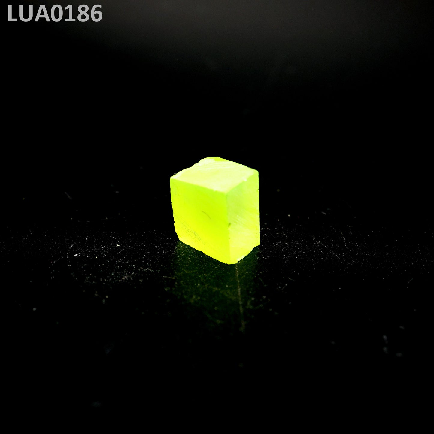 LuAG : LUA0186