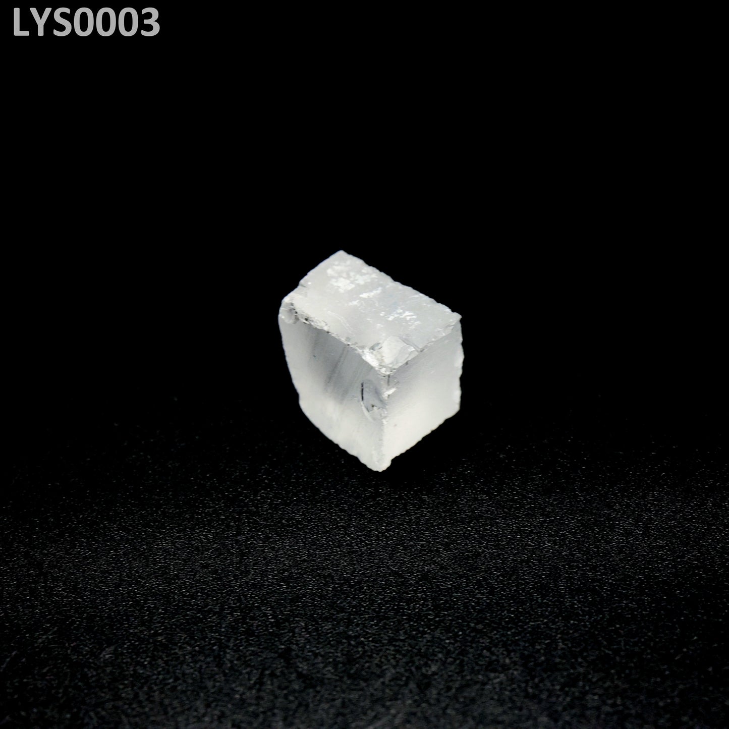 Lutetium Yttrium Oxy-Orthosilicate LYSO : LYS0003