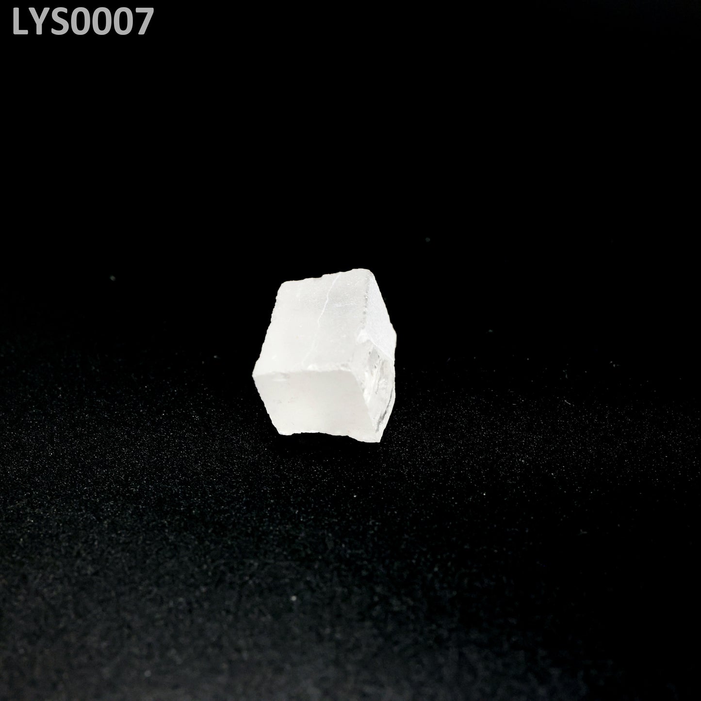 Lutetium Yttrium Oxy-Orthosilicate LYSO : LYS0007
