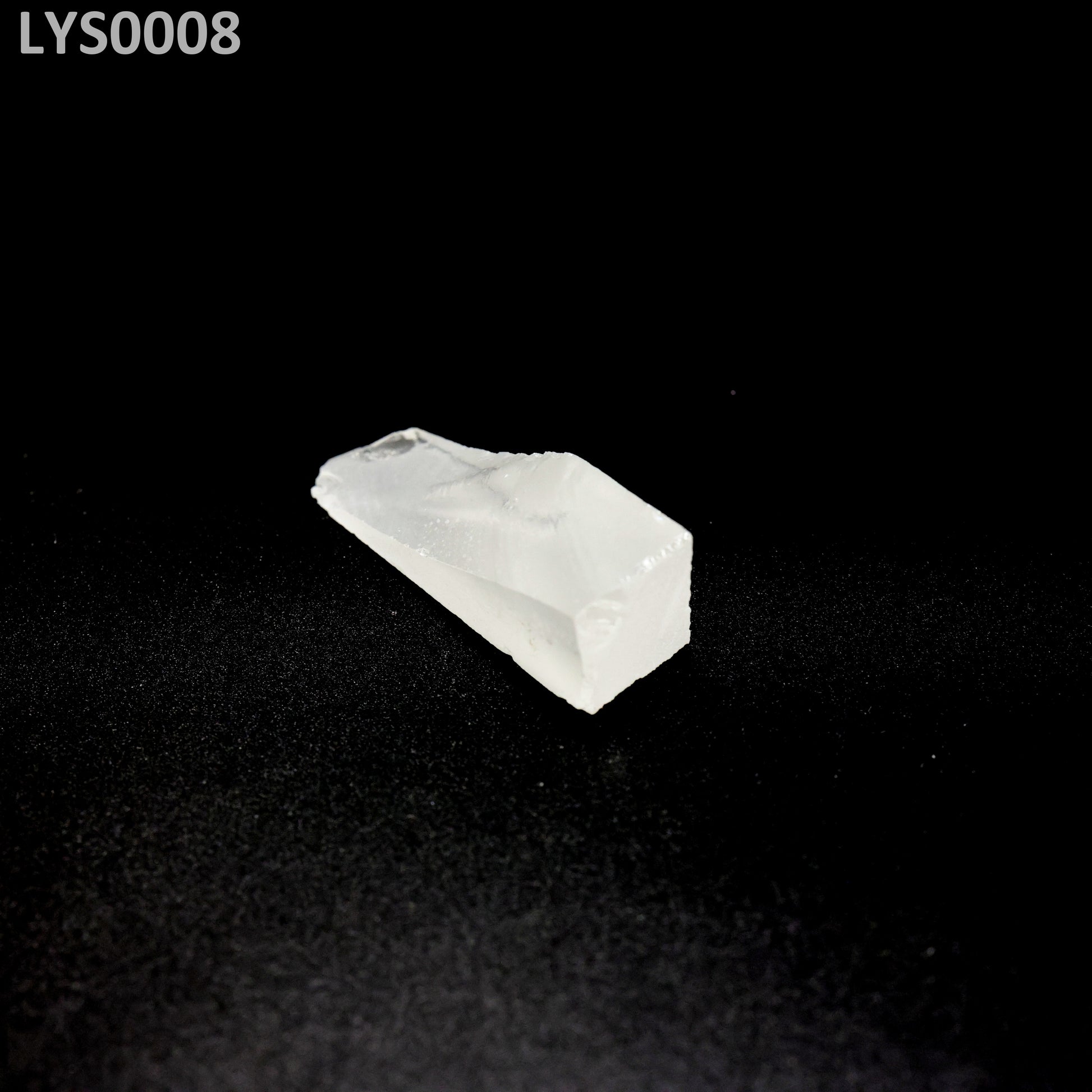 Lutetium Yttrium Oxy-Orthosilicate LYSO : LYS0008