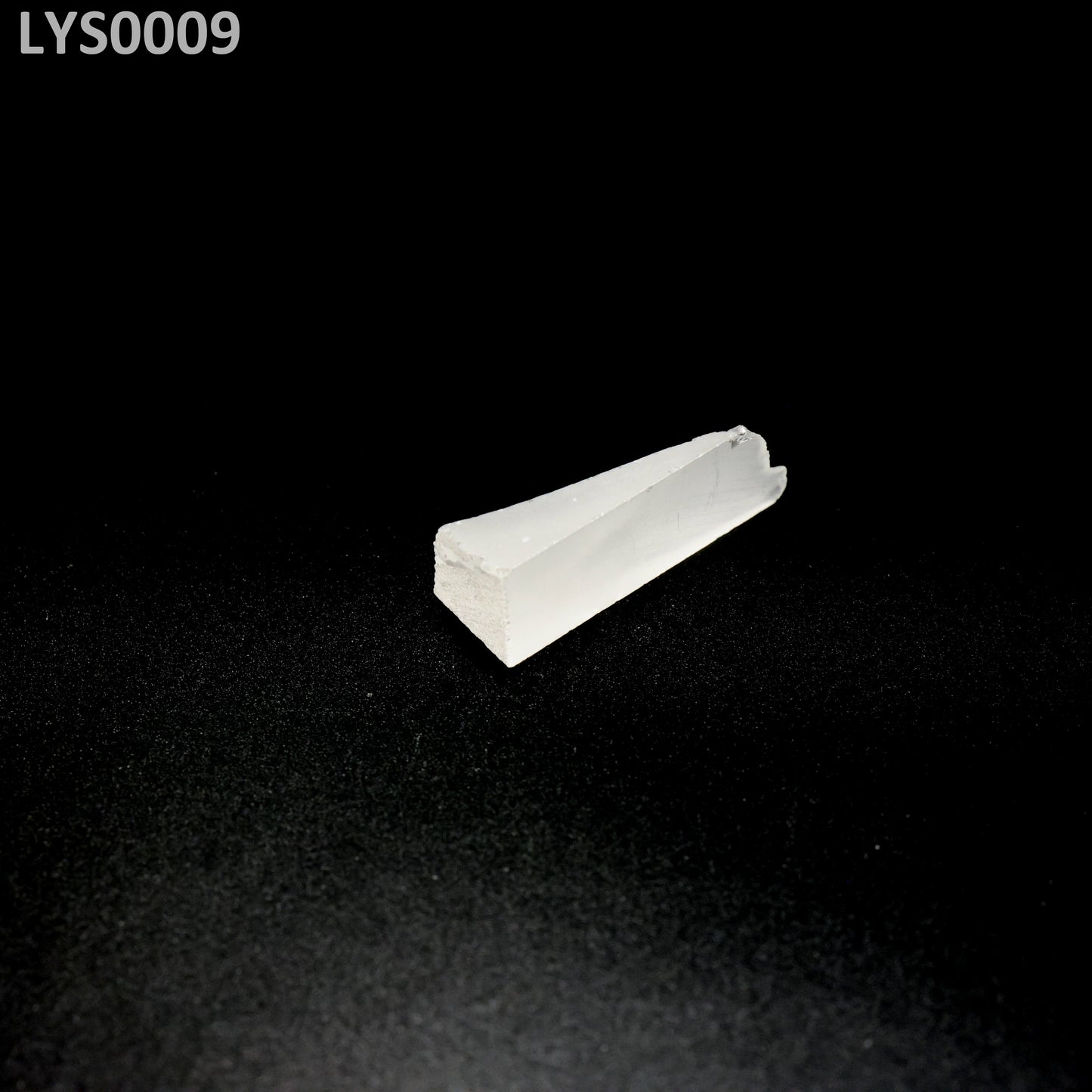 Lutetium Yttrium Oxy-Orthosilicate LYSO : LYS0009