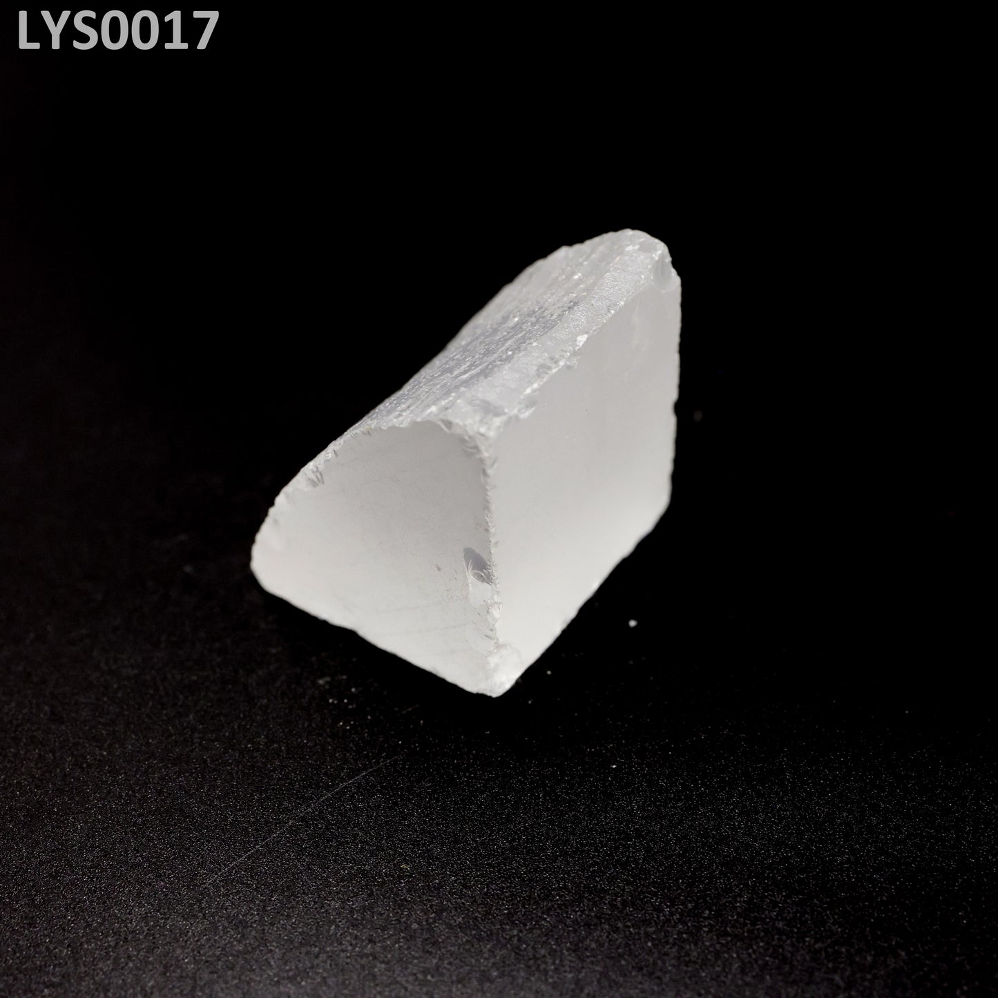 Lutetium Yttrium Oxy-Orthosilicate LYSO : LYS0017
