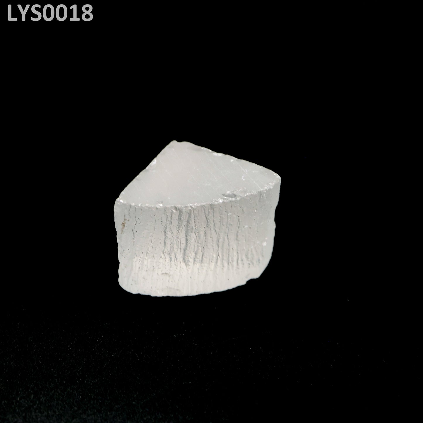 Lutetium Yttrium Oxy-Orthosilicate LYSO : LYS0018