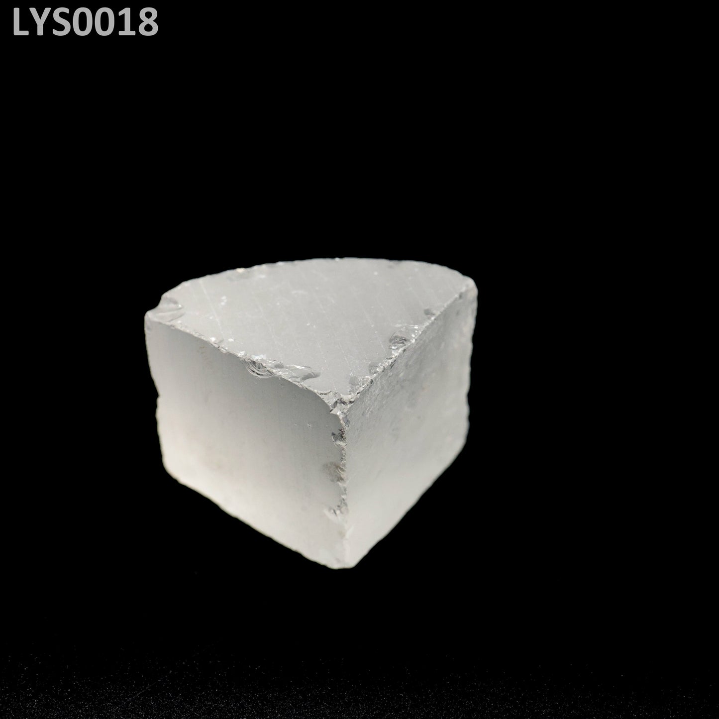Lutetium Yttrium Oxy-Orthosilicate LYSO : LYS0018