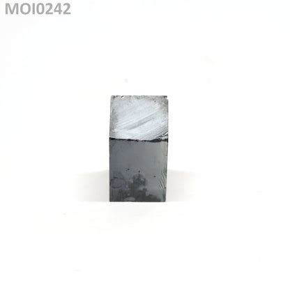 Light Blue Moissanite : MOI0242