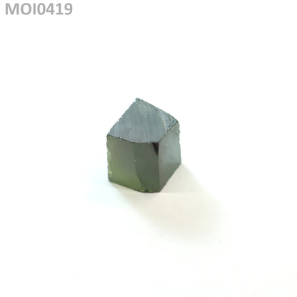 Cyan Moissanite - Grade A - Faceting Rough