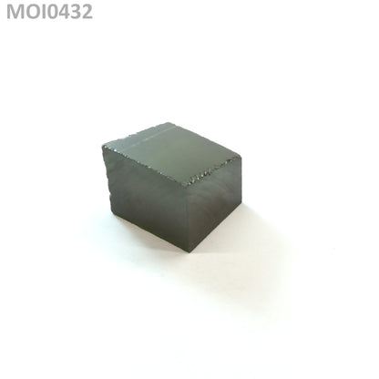 Cyan Moissanite - Grade A - Faceting Rough