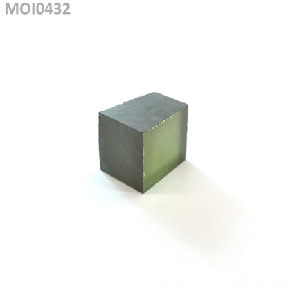 Cyan Moissanite - Grade A - Faceting Rough