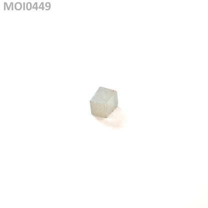 White DEF Color Moissanite - Grade A - Faceting Rough