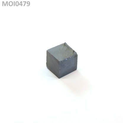 Light Blue Moissanite - Grade A - Faceting Rough