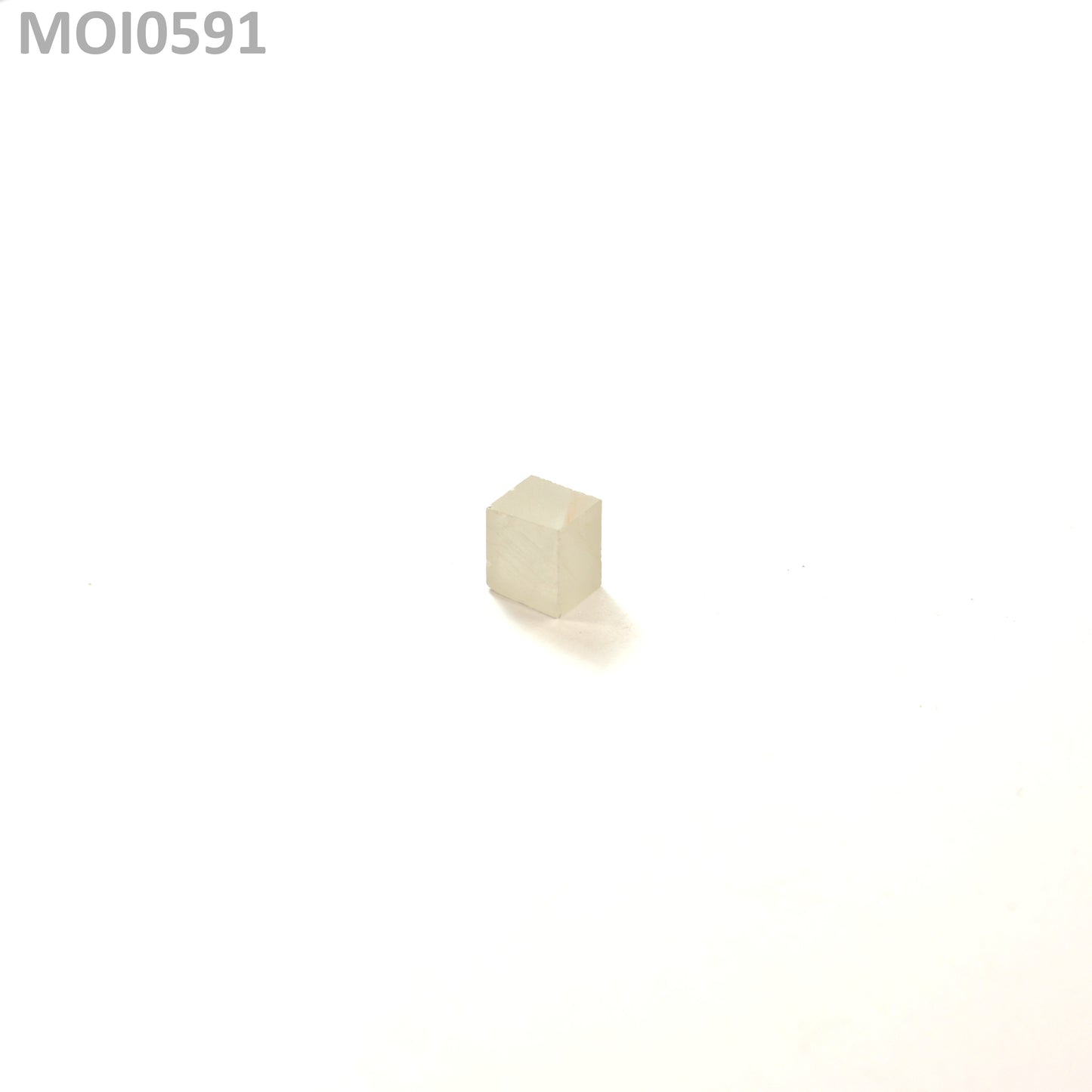 White DEF Moissanite : MOI0591