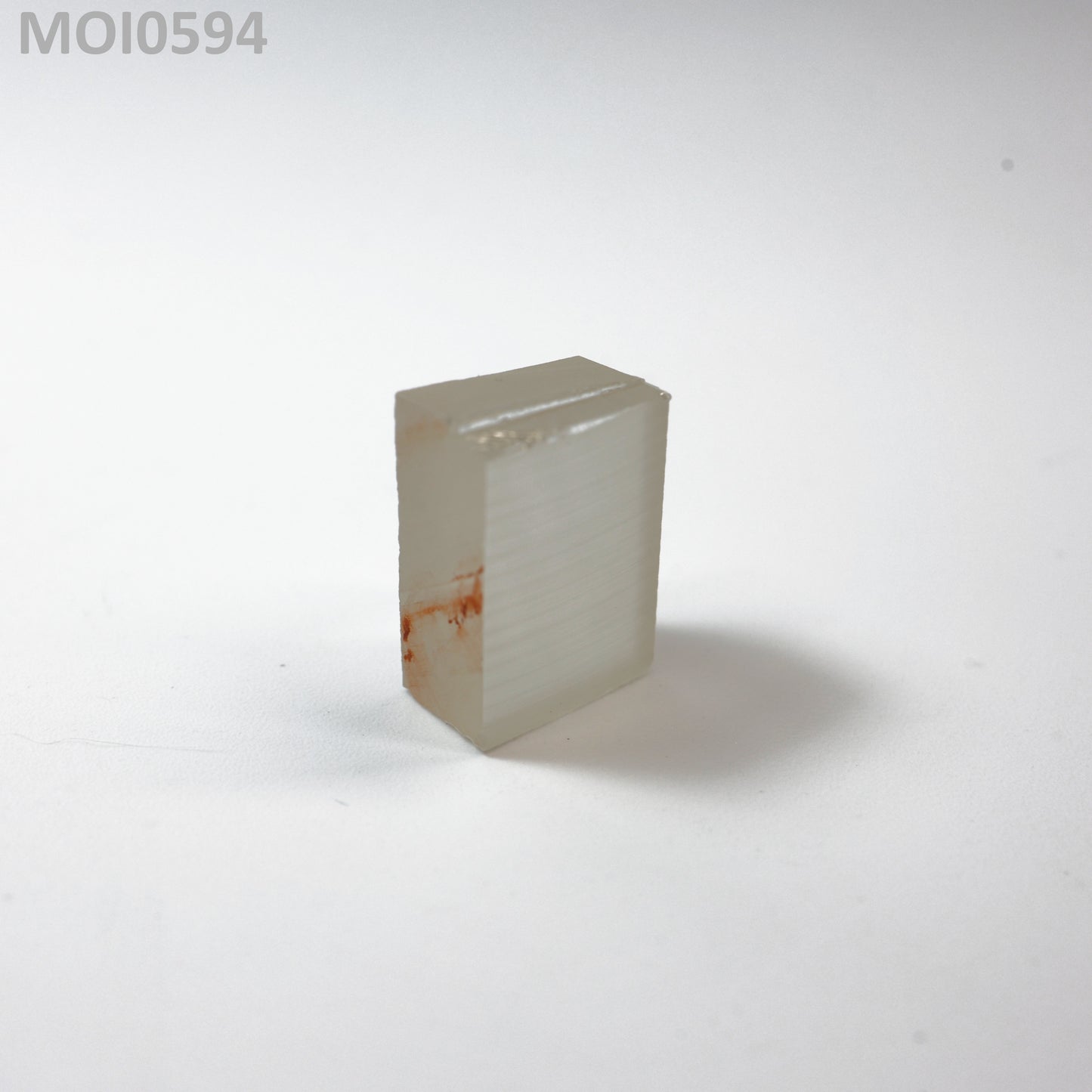 White DEF Moissanite : MOI0594