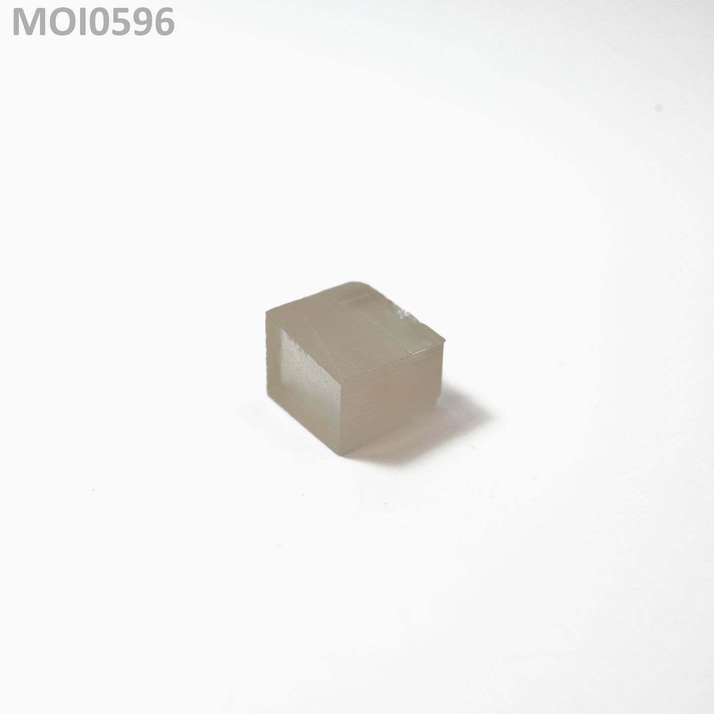 White DEF Moissanite : MOI0596