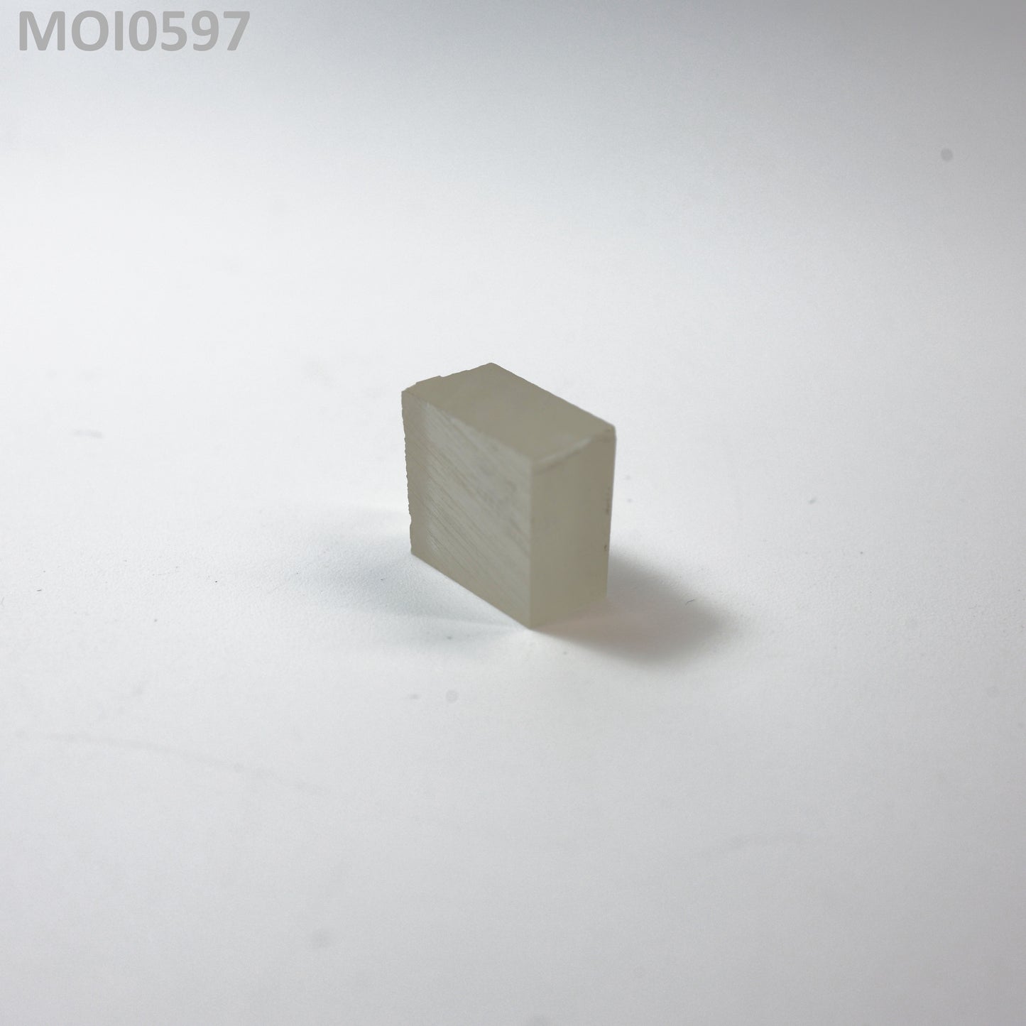 White DEF Moissanite : MOI0597