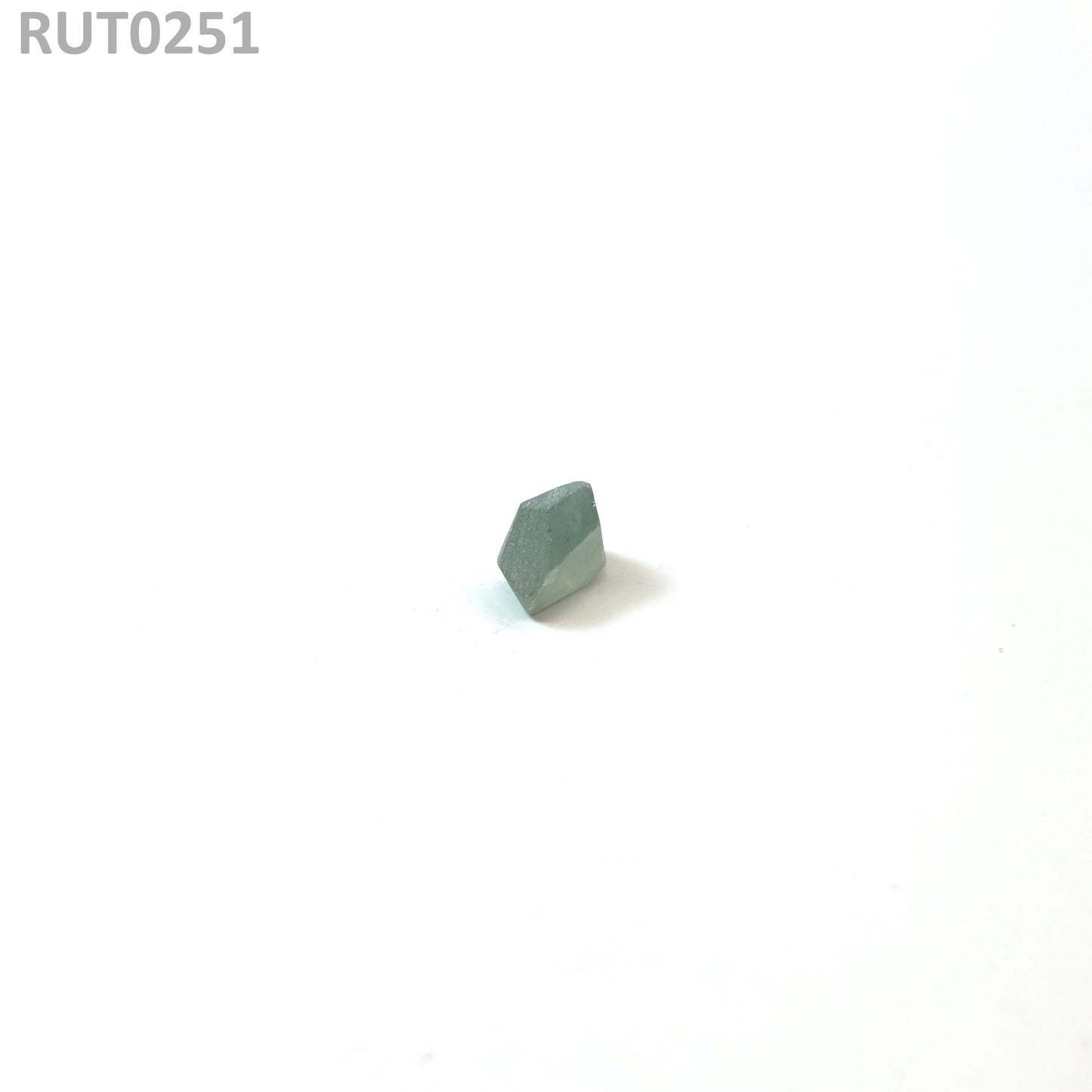 Grey Rutile : RUT0251