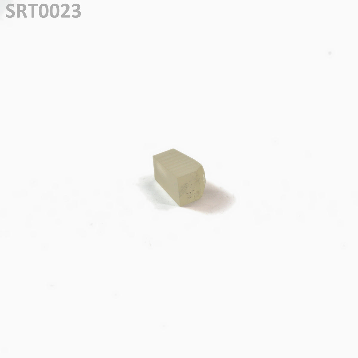 SrTiO3 : SRT0023