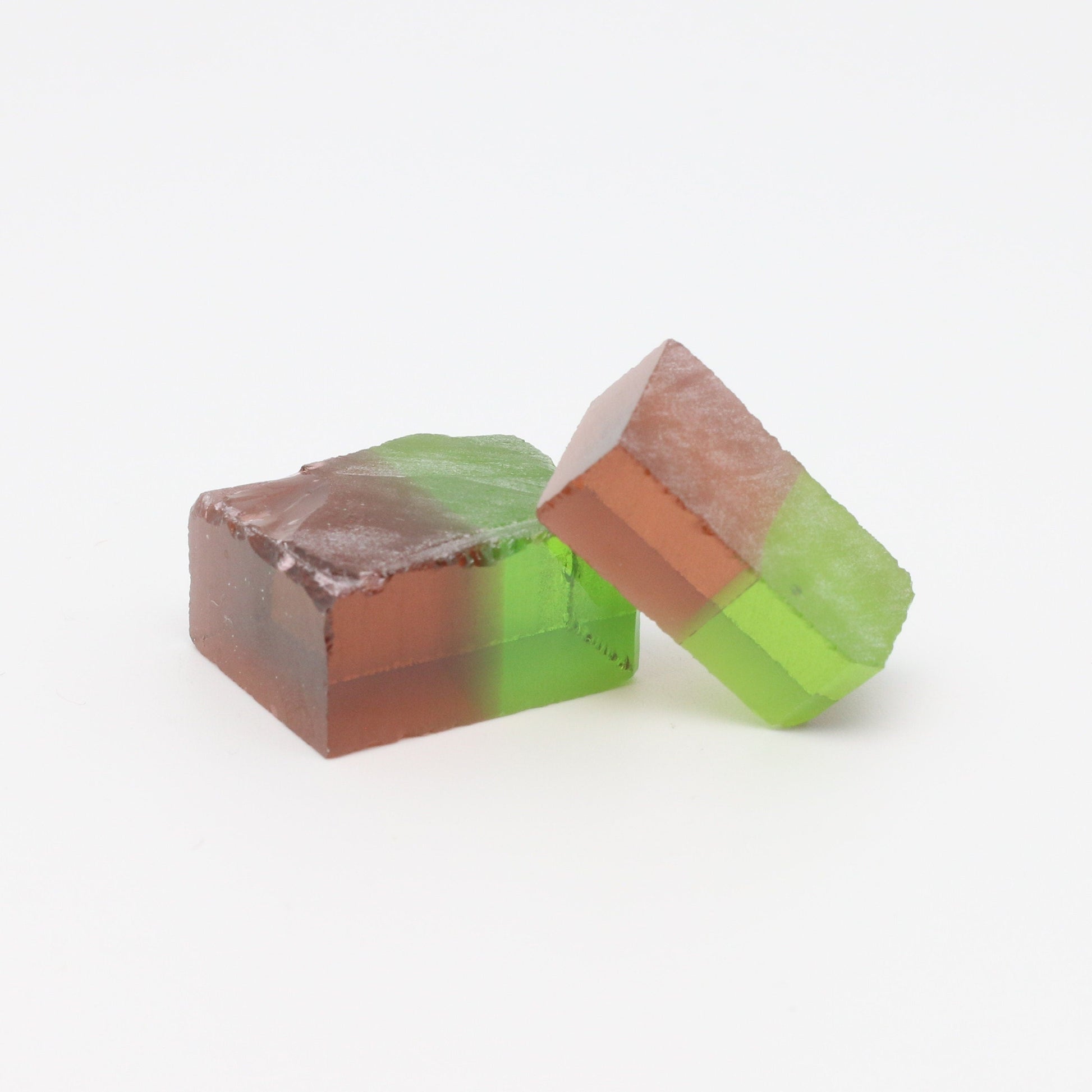 Nanosital Simulated Bi-Color Lab Created Faceting Rough for Gem Cutting - Green-Orange - Various Sizes #BEGIN