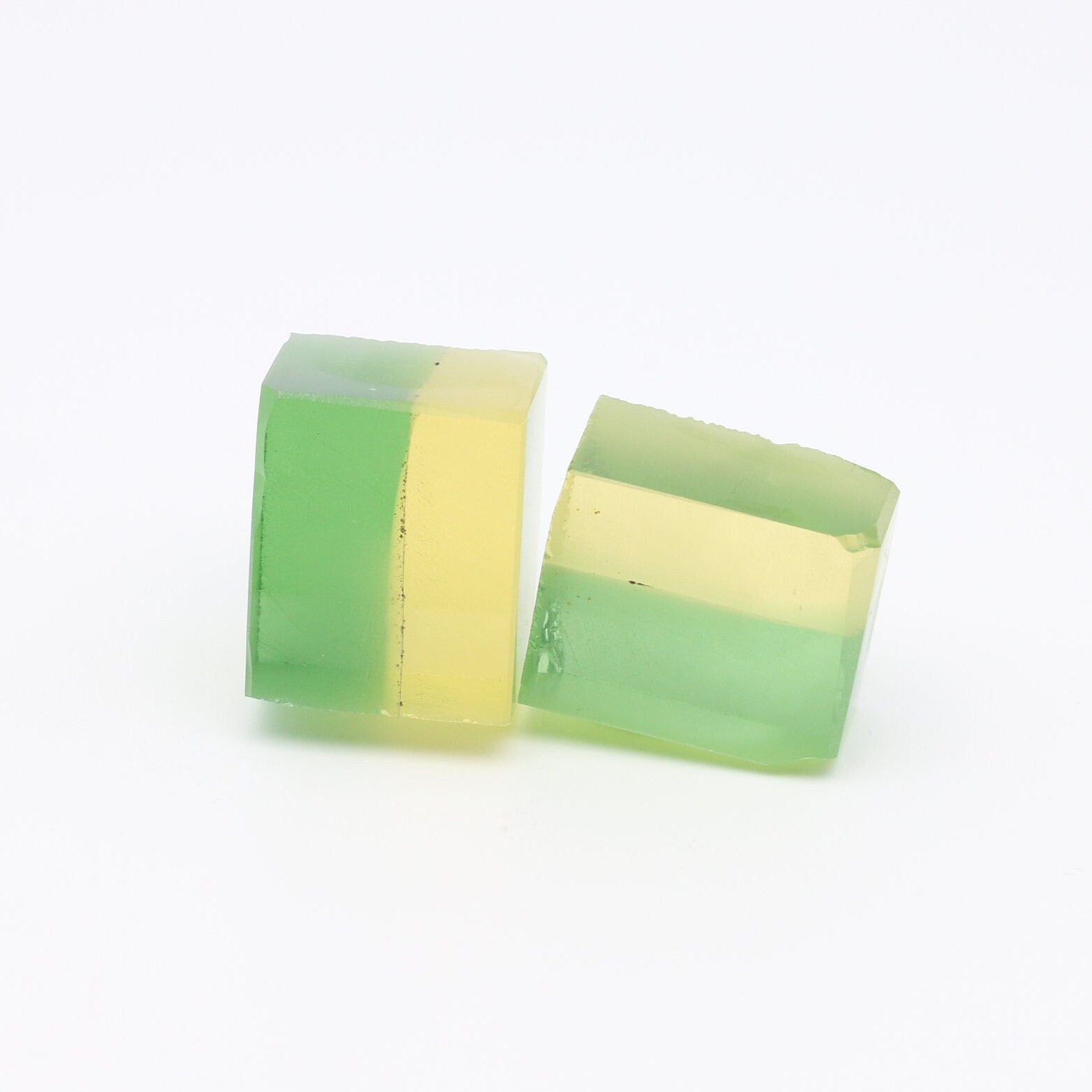 Nanosital Simulated Bi-Color Lab Created Faceting Rough for Gem Cutting - Green-Yellow - Various Sizes #BEGIN