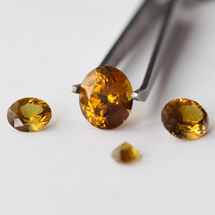 Nanosital Simulated Color Changing Lab Created Faceting Rough for Gem Cutting - #E-99 - Various Sizes #BEGIN