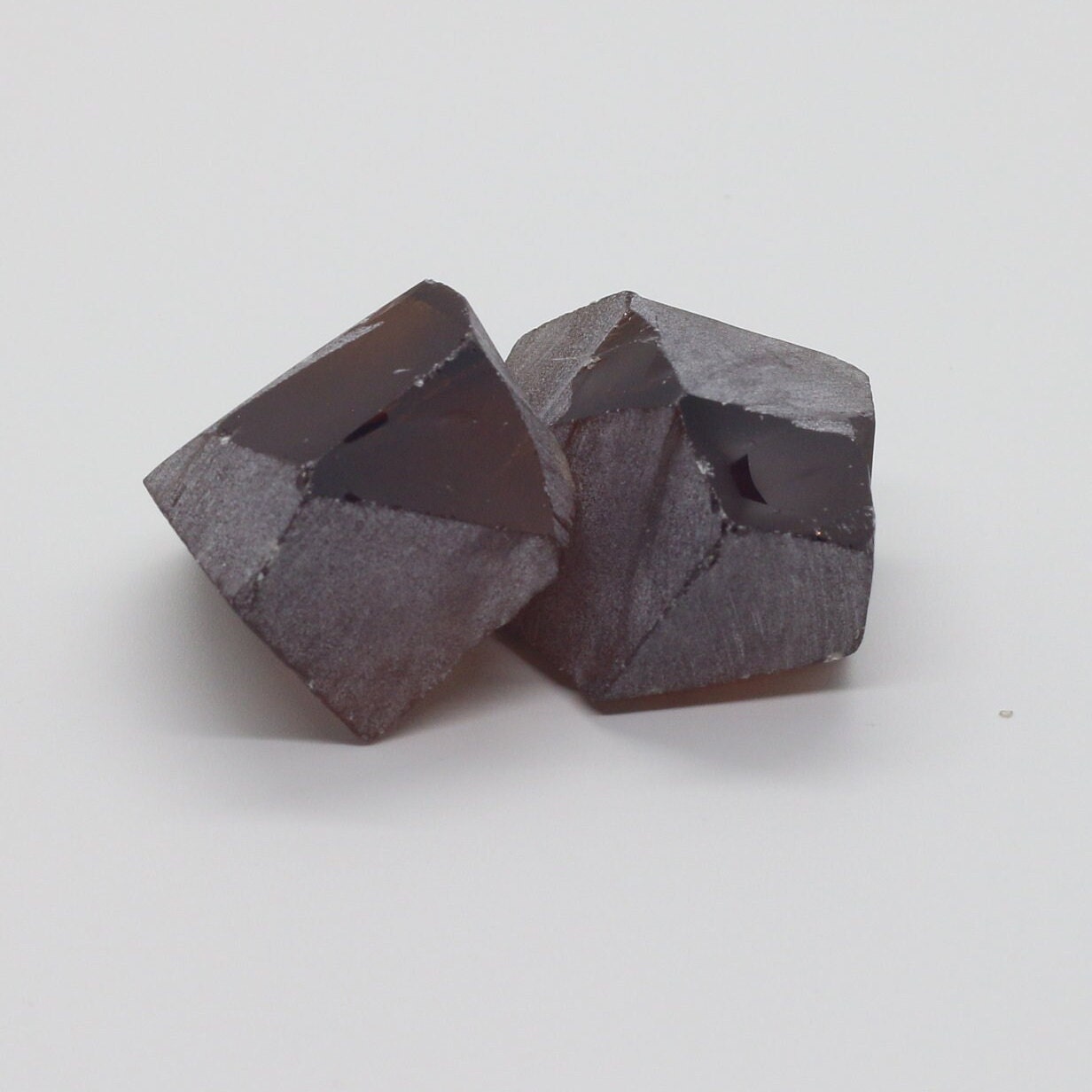 Nanosital Simulated Color Changing Lab Created Faceting Rough for Gem Cutting - #E-112 - Various Sizes #BEGIN