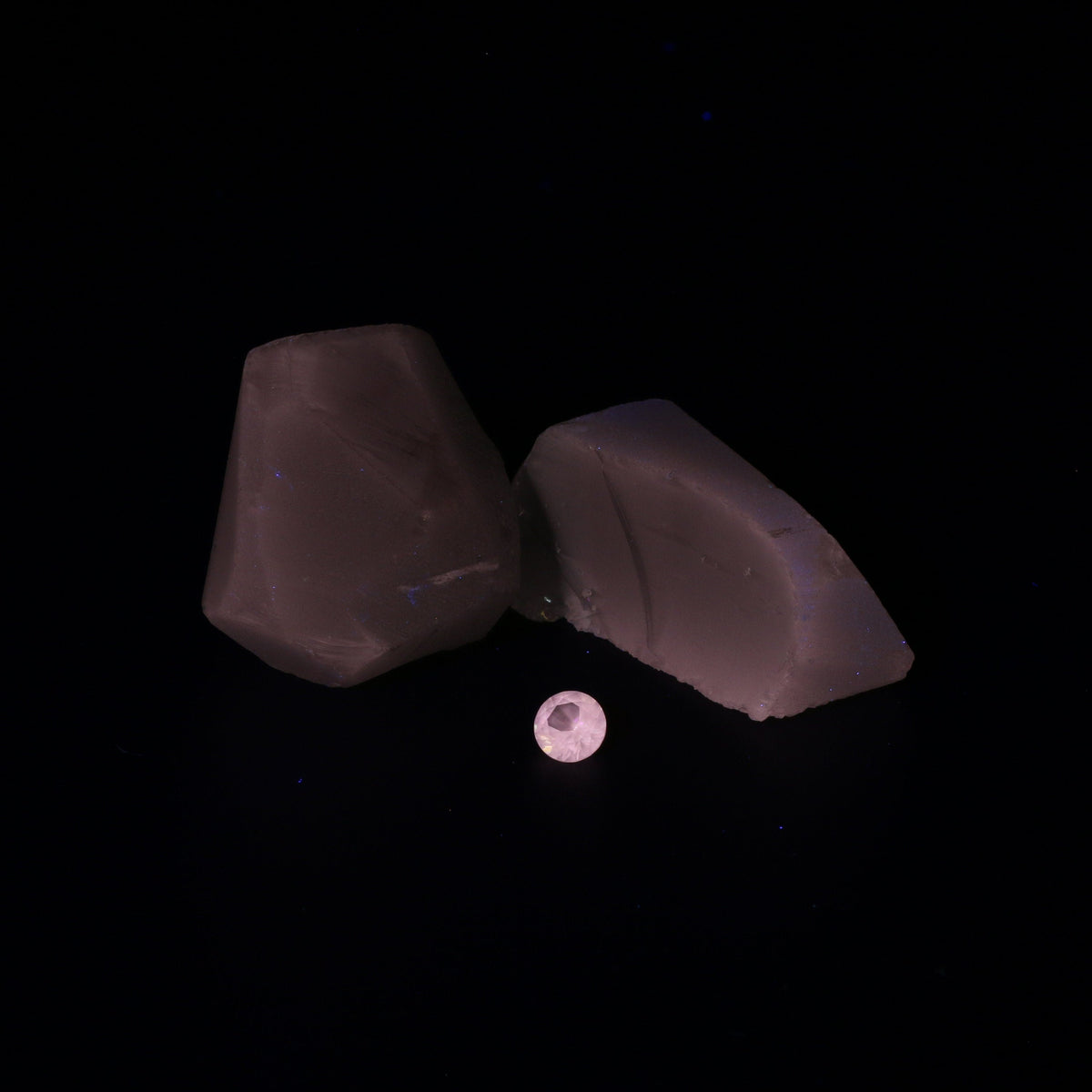 UV Reactive Nanosital #E-441 Lab Created Faceting Rough for Gem Cutting - Various Sizes : #BEGIN