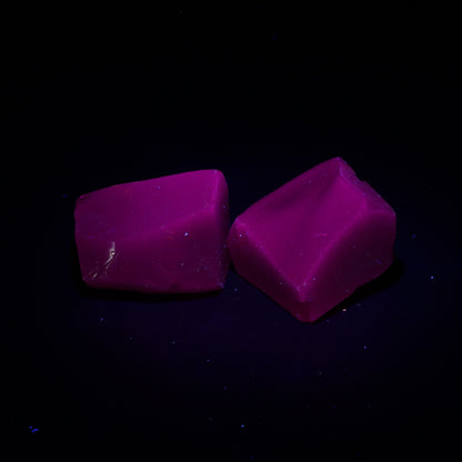 UV Reactive Nanosital #E-459 Lab Created Faceting Rough for Gem Cutting - Various Sizes : #BEGIN