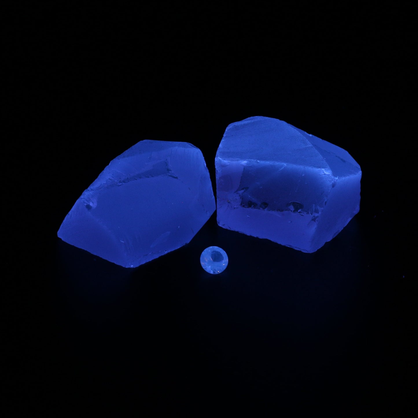 UV Reactive Nanosital #E-271 Synthetic Lab Created Faceting Rough for Gem Cutting - Various Sizes