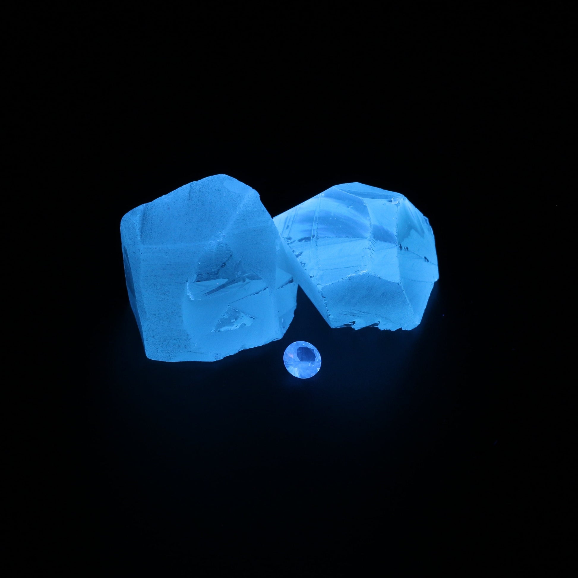 UV Reactive Nanosital #E-272 Synthetic Lab Created Faceting Rough for Gem Cutting - Various Sizes