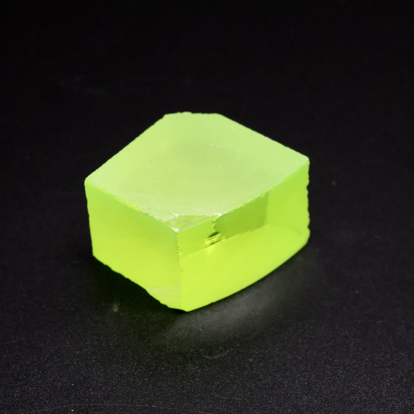 Lutetium Aluminum Garnet (LuAG) - Faceting Rough