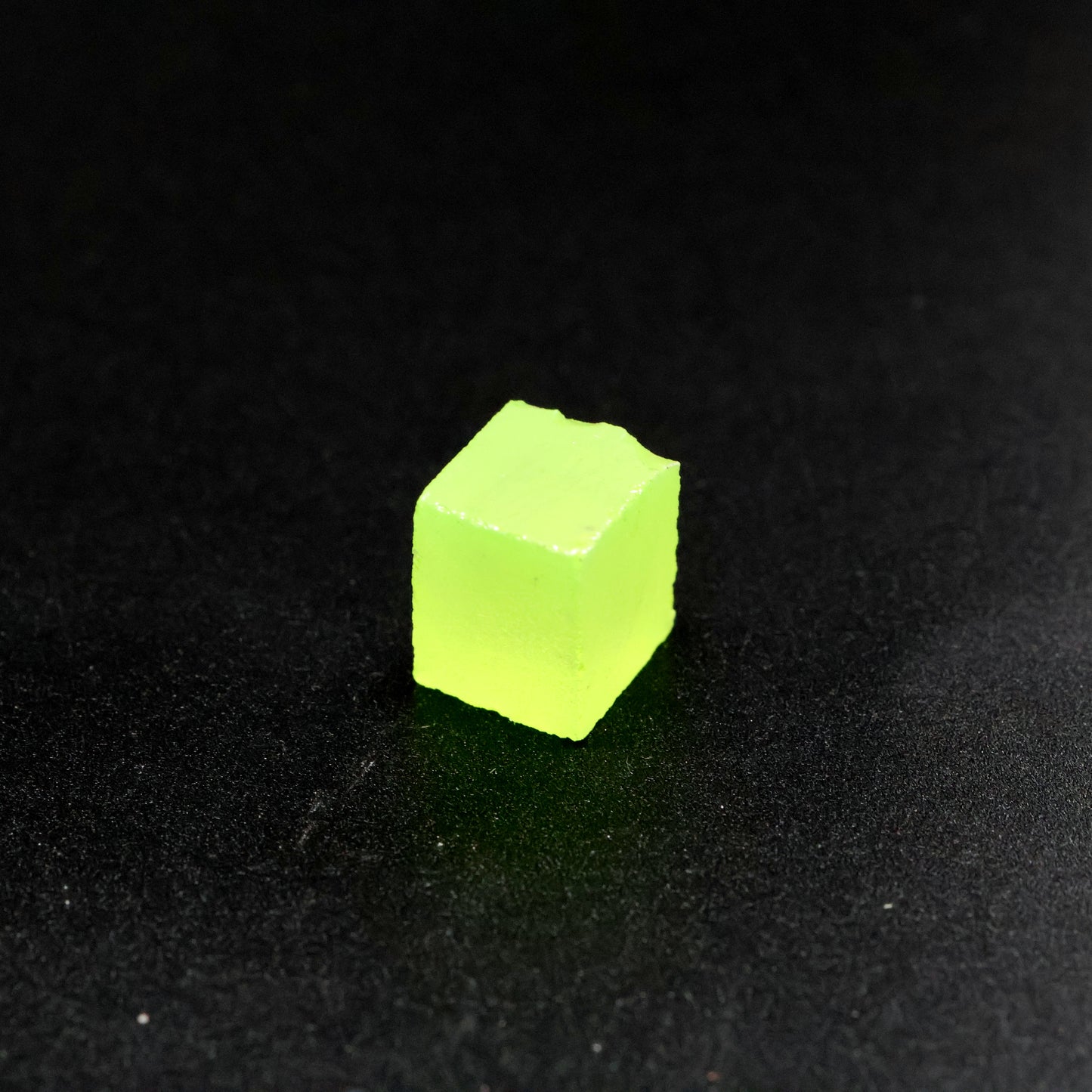 Lutetium Aluminum Garnet (LuAG) - Faceting Rough