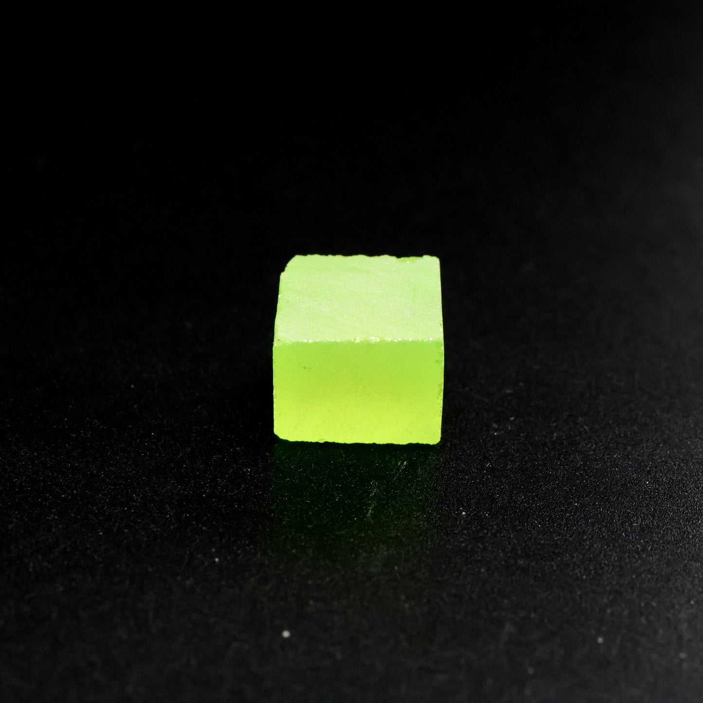 Lutetium Aluminum Garnet (LuAG) - Faceting Rough