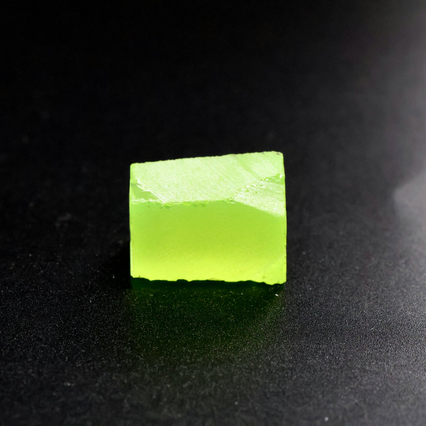 Lutetium Aluminum Garnet (LuAG) - Faceting Rough