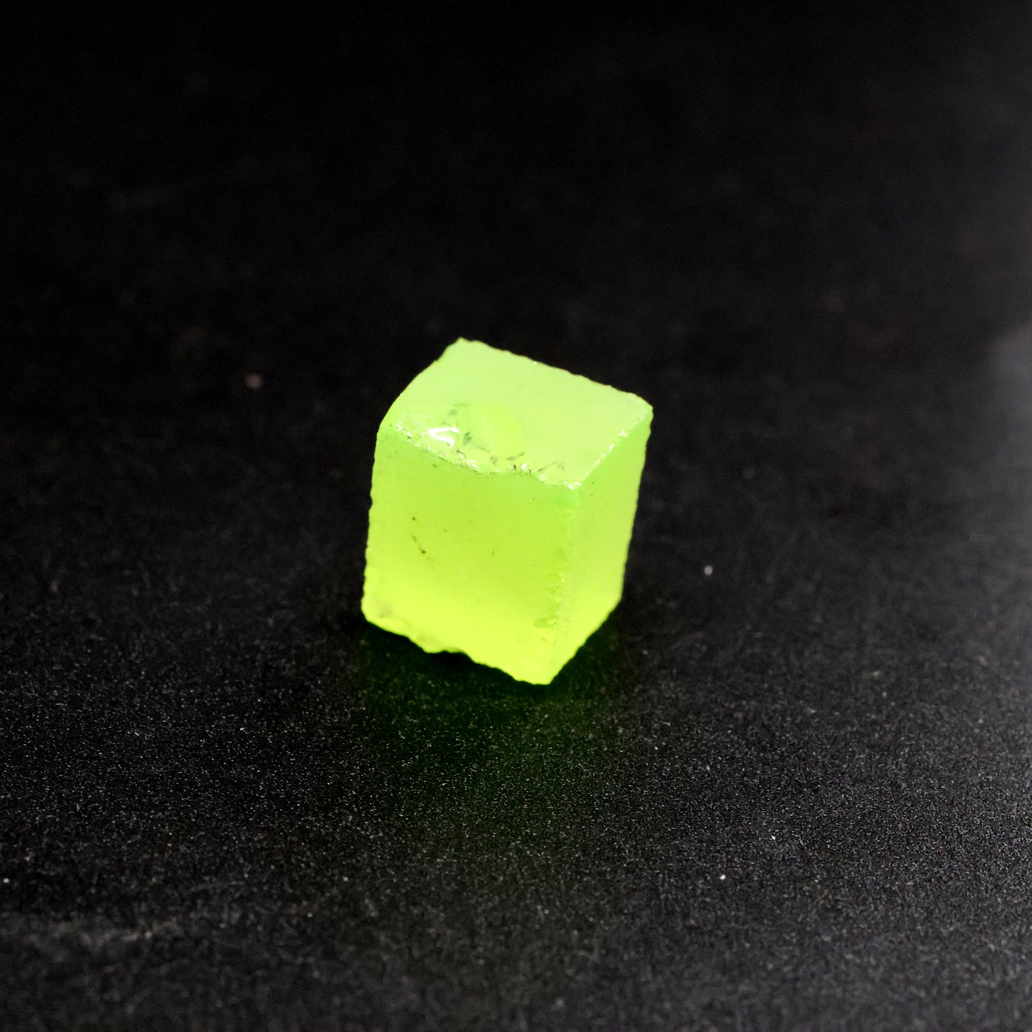 Lutetium Aluminum Garnet (LuAG) - Faceting Rough