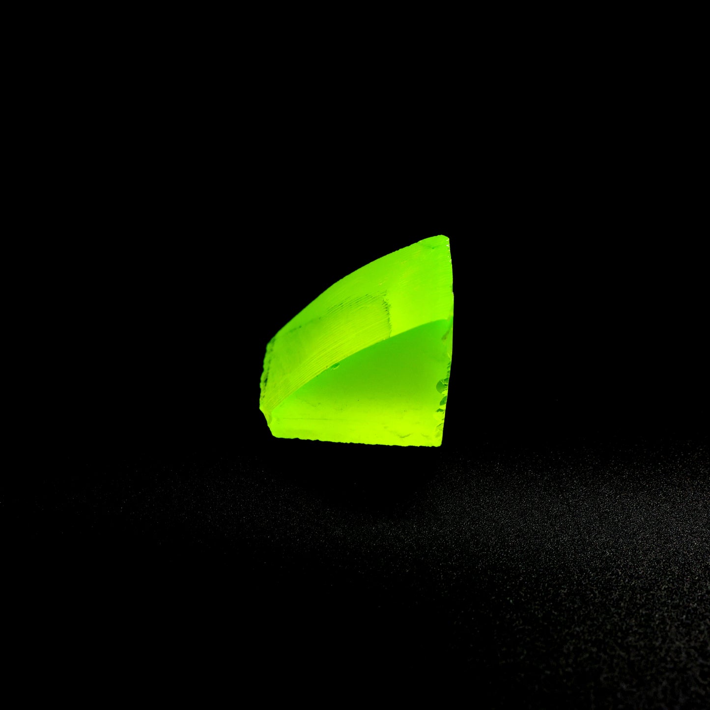 Lutetium Aluminum Garnet (LuAG) - Faceting Rough