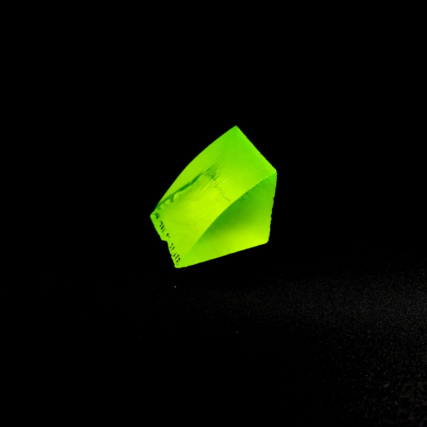 Lutetium Aluminum Garnet (LuAG) - Faceting Rough
