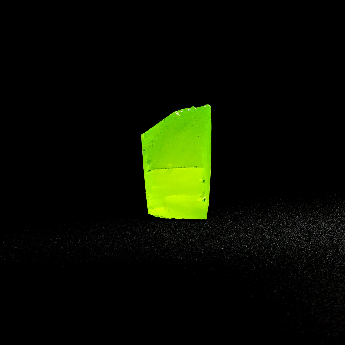 Lutetium Aluminum Garnet (LuAG) - Faceting Rough