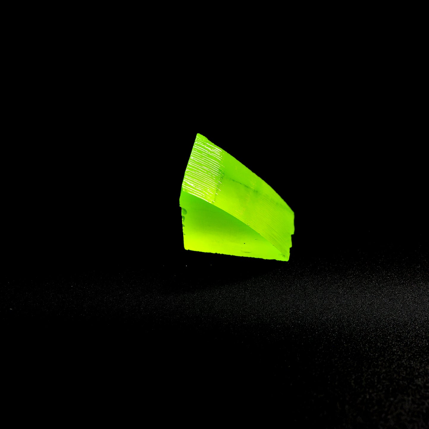 Lutetium Aluminum Garnet (LuAG) - Faceting Rough