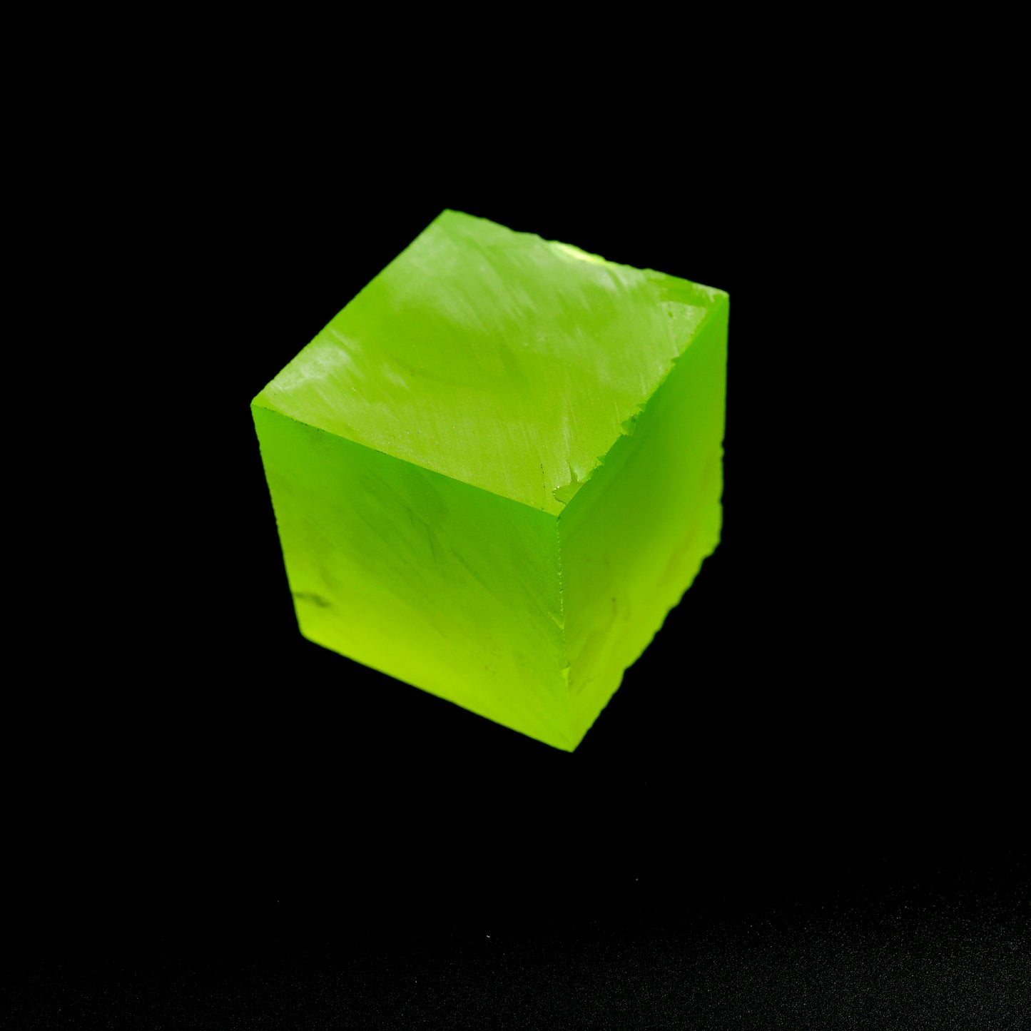 Lutetium Aluminum Garnet (LuAG) - Faceting Rough