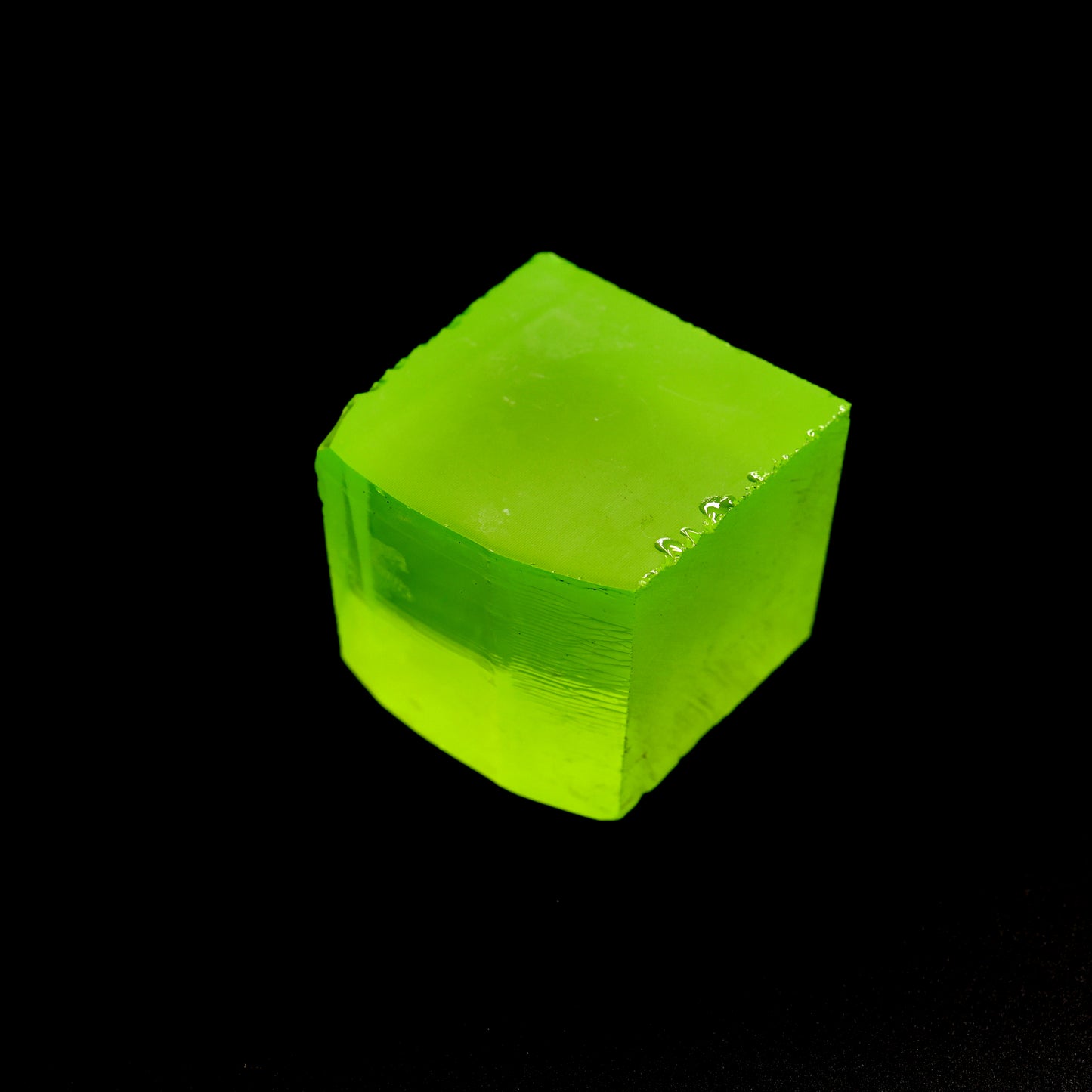 Lutetium Aluminum Garnet (LuAG) - Faceting Rough