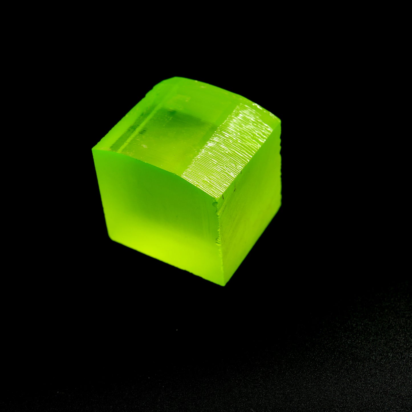 Lutetium Aluminum Garnet (LuAG) - Faceting Rough