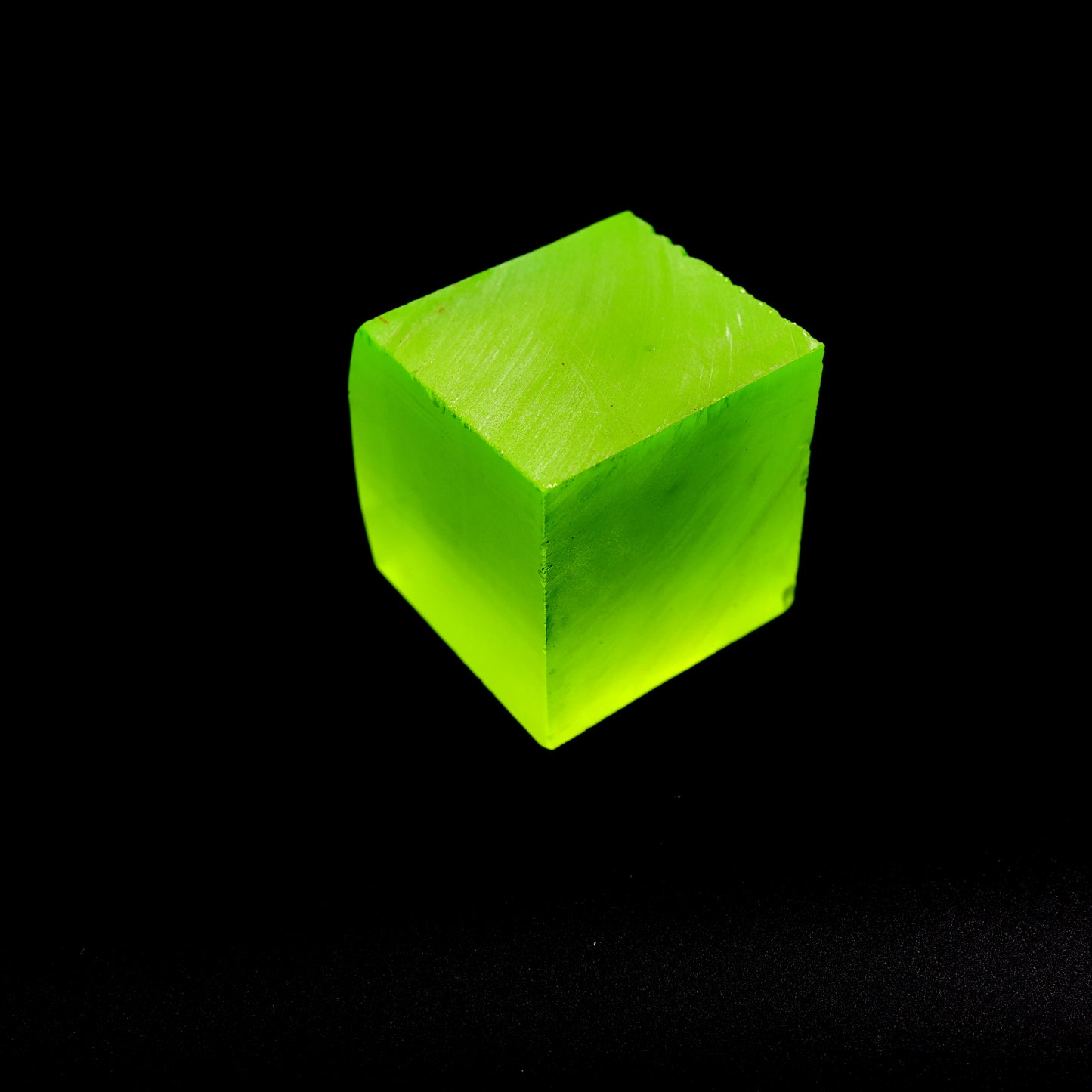 Lutetium Aluminum Garnet (LuAG) - Faceting Rough