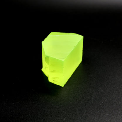Lutetium Aluminum Garnet (LuAG) - Faceting Rough