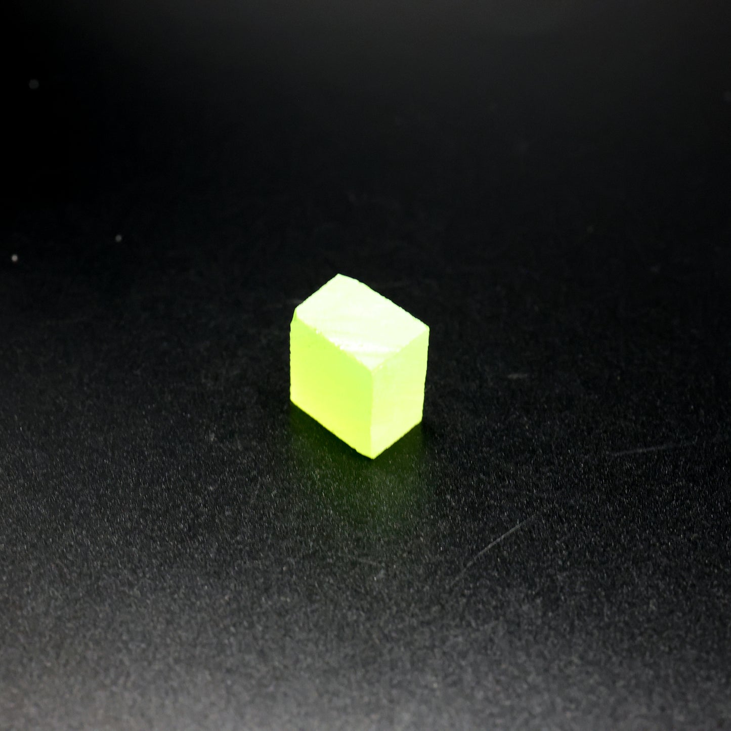 Lab-Grown LuAG Garnet – Intense UV Reactive Gemstone Rough
