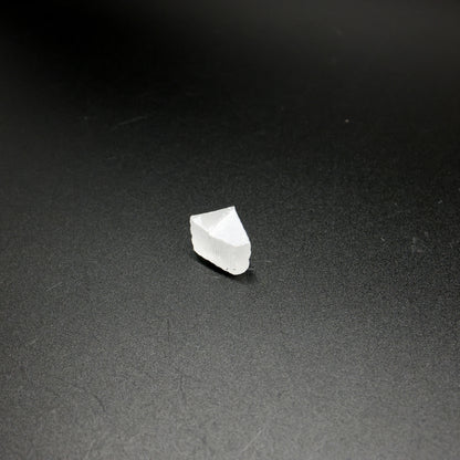 LYSO (Lutetium-Yttrium Oxyorthosilicate) Rough – High-Density Fluorescent Crystal