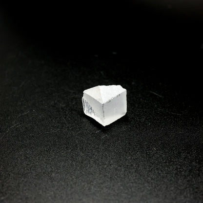 LYSO (Lutetium-Yttrium Oxyorthosilicate) Rough – High-Density Fluorescent Crystal