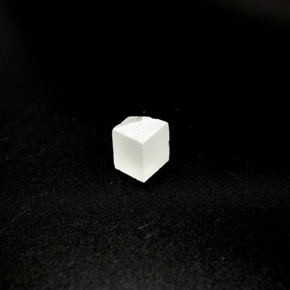 LYSO (Lutetium-Yttrium Oxyorthosilicate) Rough – High-Density Fluorescent Crystal
